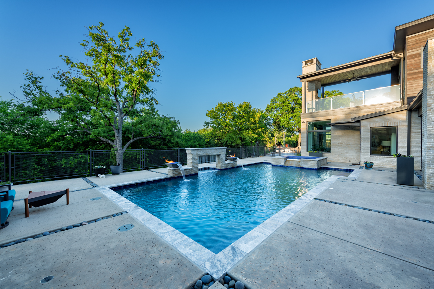 Modern Resort Pool in Wink